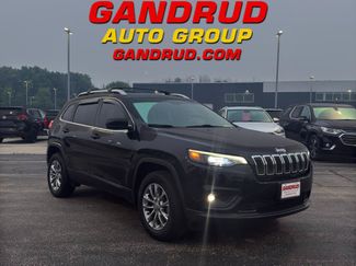 Used 2019 Jeep Cherokee Latitude Plus w/ Cold Weather Group AWD/4WD video 1
