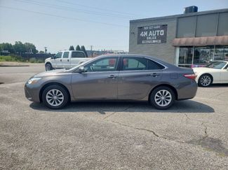 Used 2017 Toyota Camry LE image 1