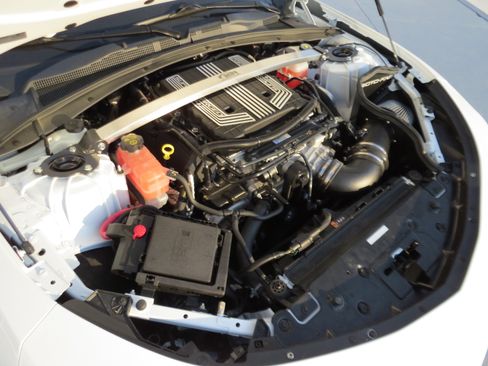 Used 2022 Chevrolet Camaro ZL1 image 23