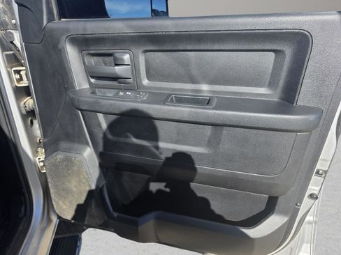 Used 2017 RAM 2500 Tradesman w/ Chrome Appearance Group image 71