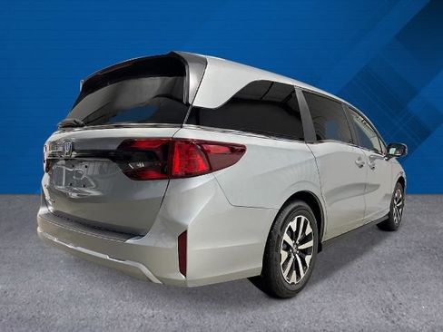 New 2026 Honda Odyssey EX-L image 4