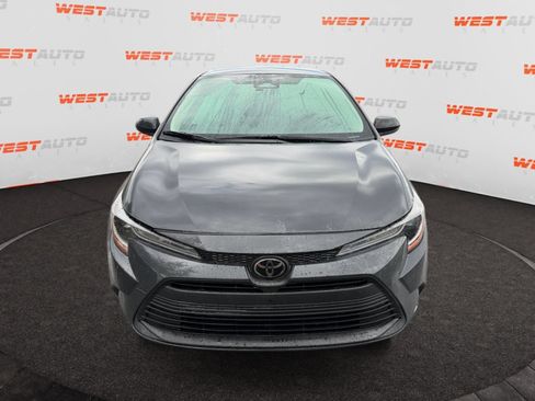 Used 2024 Toyota Corolla LE FWD image 8