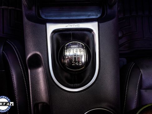 Used 2021 Ford Mustang Premium image 15