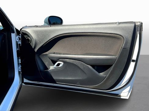 Used 2015 Dodge Challenger R/T w/ Quick Order Package 22B R/T image 17