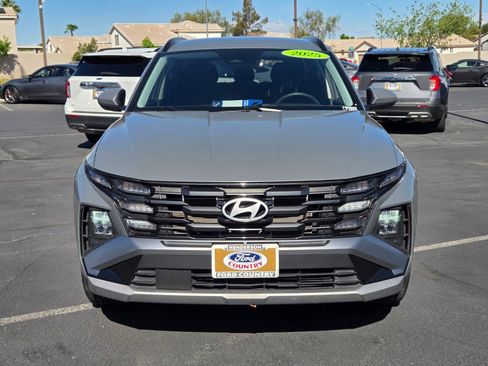 Used 2025 Hyundai Tucson SEL FWD image 8