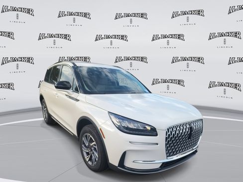 New 2026 Lincoln Corsair Premiere image 7