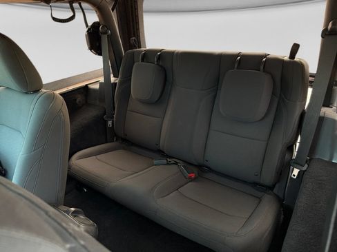 Used 2018 Jeep Wrangler Sport AWD/4WD image 23