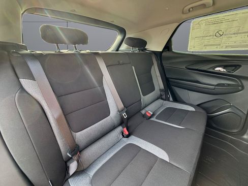 New 2026 Chevrolet TrailBlazer LT w/ Convenience Package AWD/4WD image 18