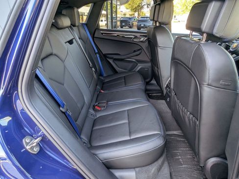 New 2026 Porsche Macan image 24