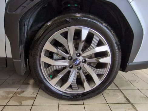 Used 2025 Subaru Forester Touring AWD/4WD image 30