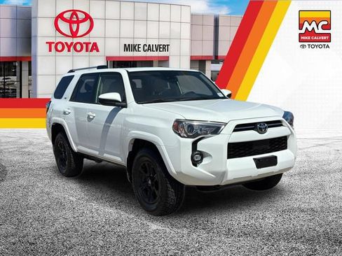 Used 2021 Toyota 4Runner SR5 RWD image 7