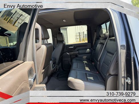 Used 2020 GMC Sierra 2500 Denali w/ Denali Ultimate Package image 20