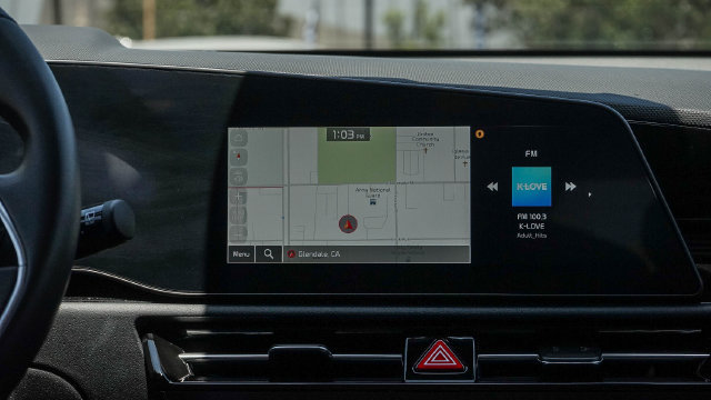 Certified 2025 Kia Niro EX FWD image 15