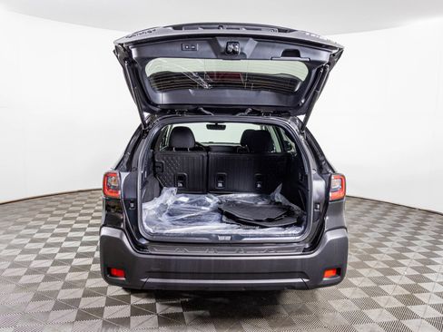 Used 2025 Subaru Outback Premium w/ Popular Package #1A image 34