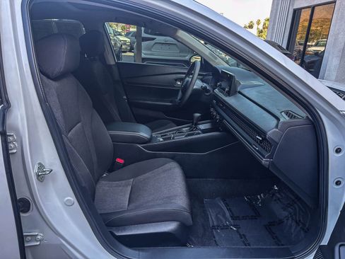 Used 2017 Honda Accord EX-L image 19