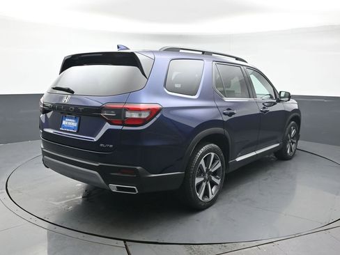 Certified 2023 Honda Pilot Elite image 7
