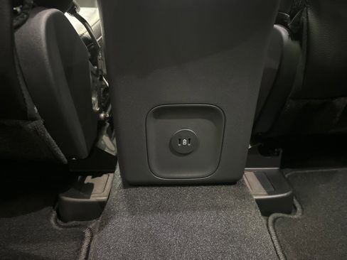 New 2026 Ford Escape SE w/ PHEV Premium Package image 26