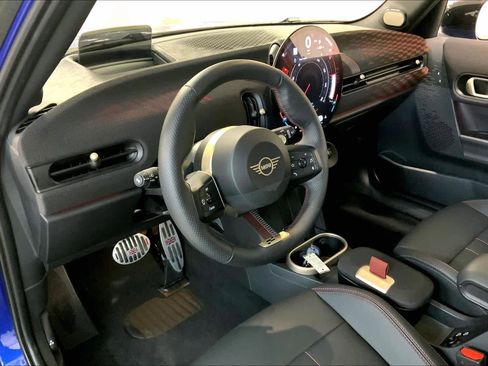 Certified 2025 MINI Cooper S image 17