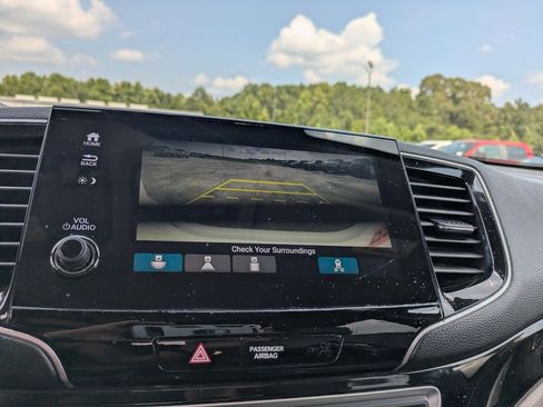 Used 2019 Honda Pilot Touring image 26