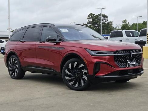 New 2026 Lincoln Nautilus Reserve w/ Jet Appearance Package image 2