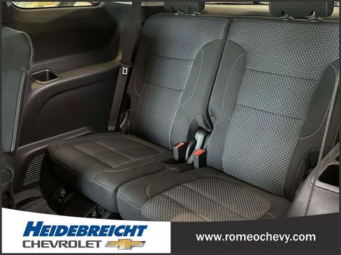 Used 2022 GMC Acadia SLE w/ Driver Convenience Package image 14