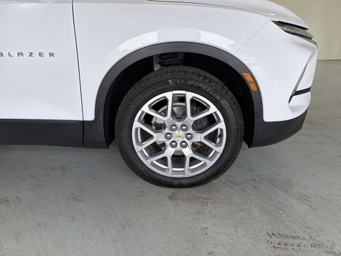 Certified 2024 Chevrolet Blazer LT FWD image 14