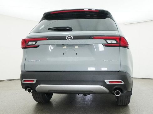 New 2026 Toyota Grand Highlander Hybrid MAX Platinum image 3