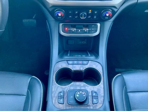 Used 2020 GMC Acadia Denali w/ Denali Ultimate Package image 46