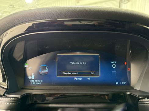 New 2026 Lincoln Corsair Premiere image 16