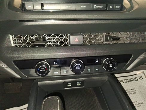 Used 2023 Honda Accord LX image 18