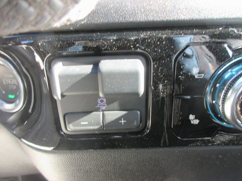 New 2026 GMC Sierra 2500 SLE w/ SLE Value Package; image 22