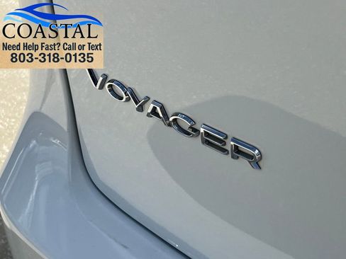 Used 2023 Chrysler Voyager LX FWD image 29