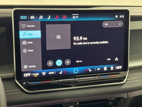 New 2026 Volkswagen Tiguan SE AWD/4WD image 17