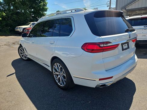 Used 2022 BMW X7 xDrive40i w/ Premium Package AWD/4WD image 5
