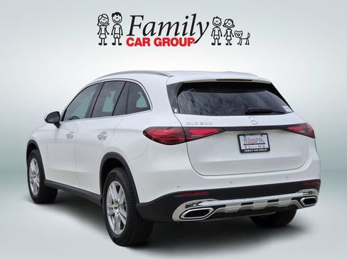 Used 2025 Mercedes-Benz GLC 300 image 3