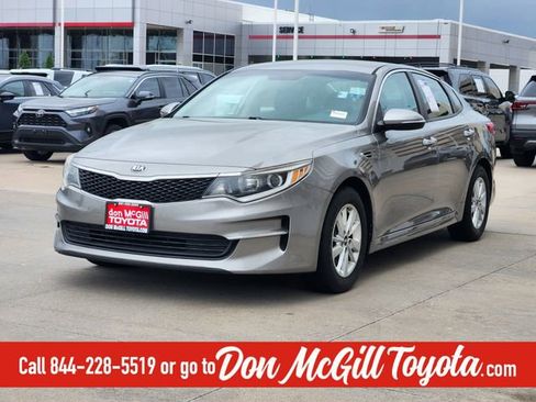 Used 2018 Kia Optima LX image 3