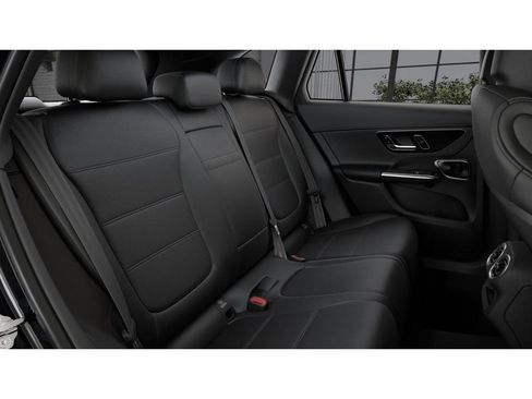 New 2026 Mercedes-Benz GLC 300 4MATIC image 5