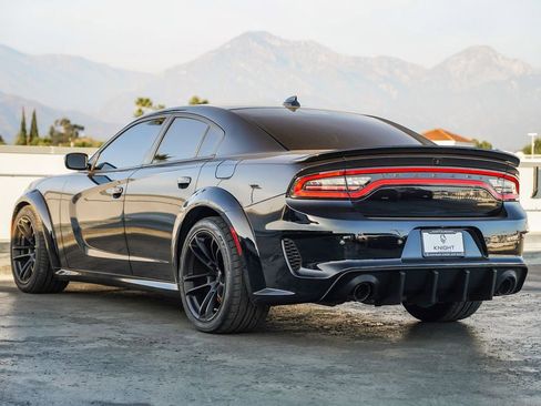 Used 2021 Dodge Charger SRT Hellcat image 7