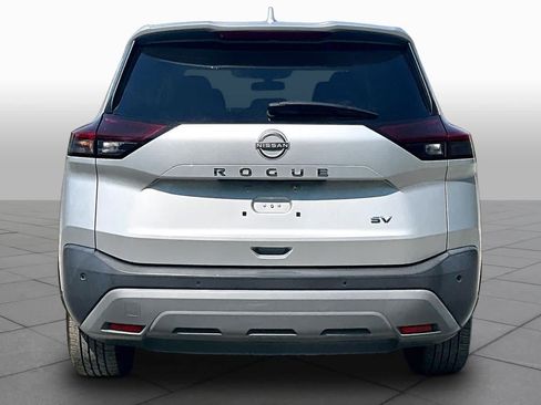 Used 2022 Nissan Rogue SV FWD image 5