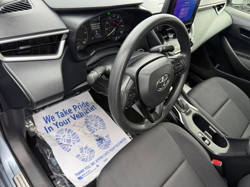 Used 2023 Toyota Corolla LE w/ LE Convenience Package FWD image 28