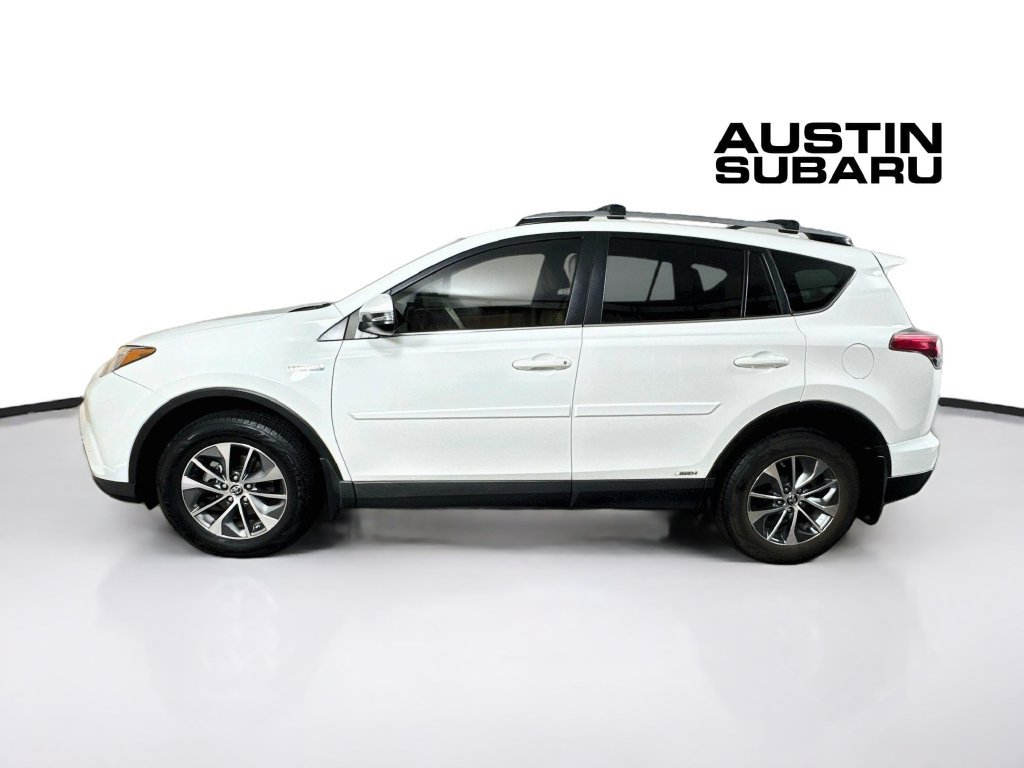 Used 2018 Toyota RAV4 XLE w/ Convenience Package AWD/4WD image 4