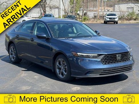 Used 2024 Honda Accord EX image 1