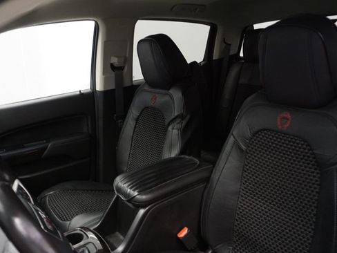 Used 2020 GMC Canyon SLE w/ Elevation Edition image 36