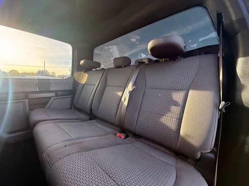 Used 2017 Ford F150 XLT image 13