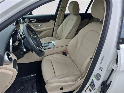 Used 2021 Mercedes-Benz GLC 300 4MATIC image 15