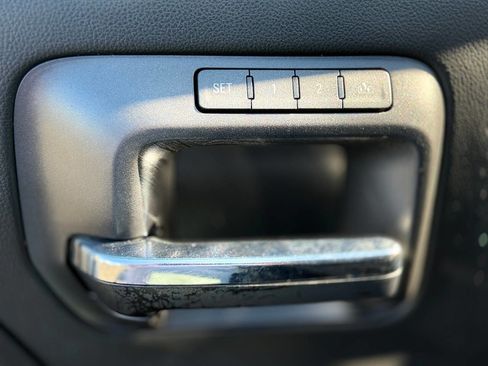 Used 2017 GMC Sierra 3500 Denali w/ Duramax Plus Package image 18