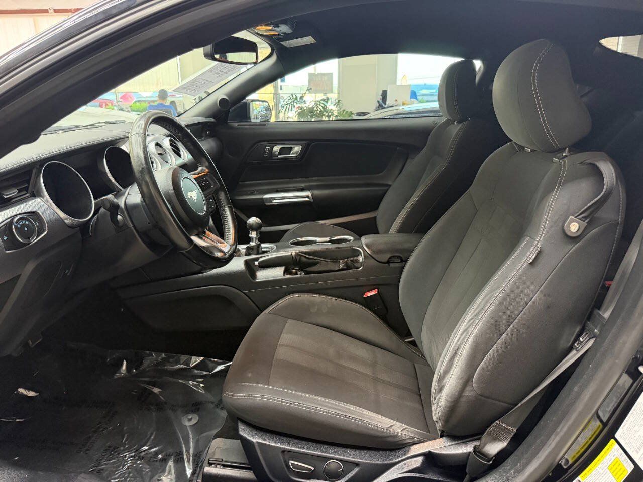 Used 2018 Ford Mustang Coupe w/ Equipment Group 101A RWD image 11