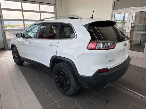 Used 2020 Jeep Cherokee Latitude Lux w/ Comfort/Convenience Group AWD/4WD image 3