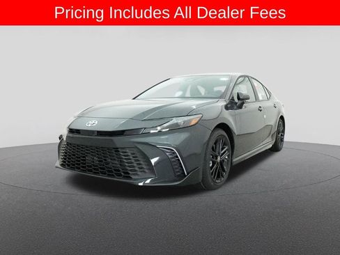New 2026 Toyota Camry SE FWD image 32