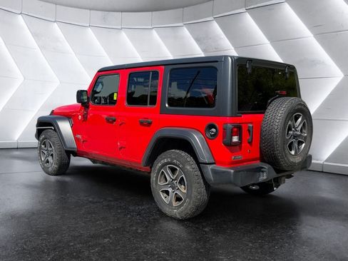Used 2019 Jeep Wrangler Unlimited Sport S AWD/4WD image 4